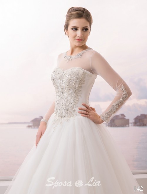 https://www.sposa-lia.com/images/stories/virtuemart/product/142 (2).jpg